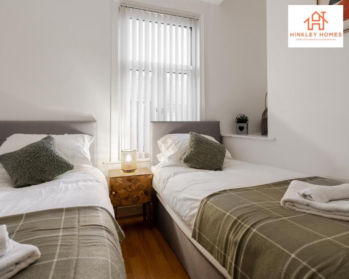 2 Bedroom House Liverpool- Large & Cosy- Sleeps 5 By Hinkley Homes Short Lets & Serviced Accommodation Exteriör bild