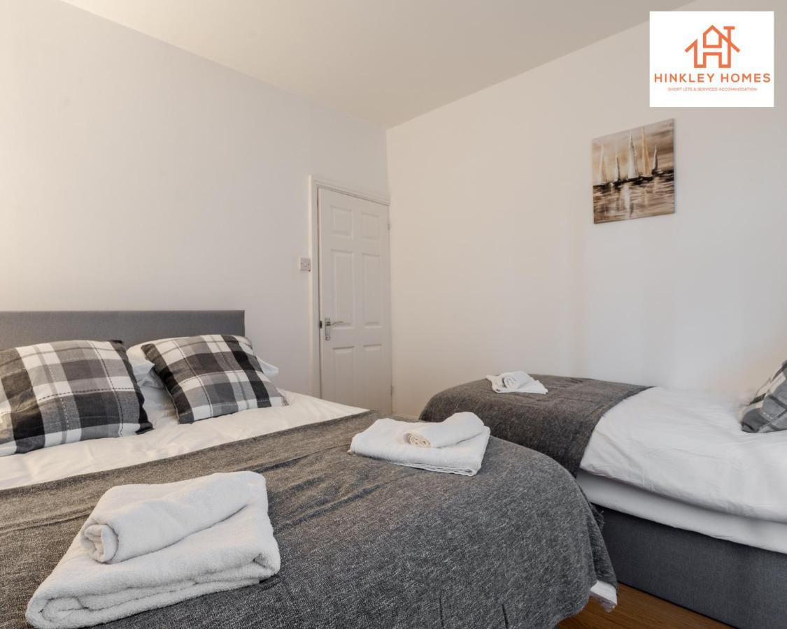 2 Bedroom House Liverpool- Large & Cosy- Sleeps 5 By Hinkley Homes Short Lets & Serviced Accommodation Exteriör bild